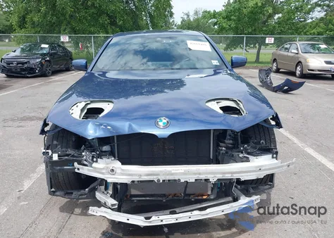 2022 BMW 530 I xDrive из США, поврежденный, VIN WBA13BJ02NWX59658